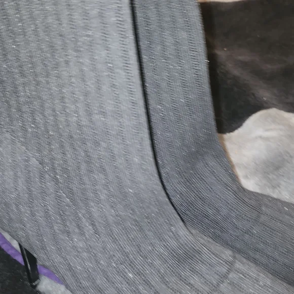 GUESS HEELS - Picture 1 of 3